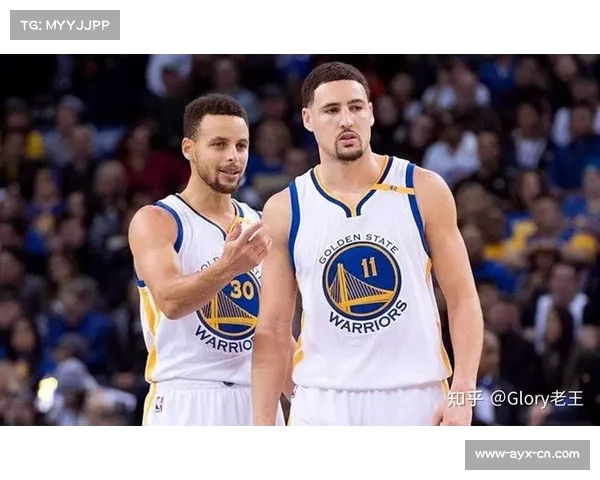 库里与汤普森搭档后场 水花兄弟成就勇士王朝